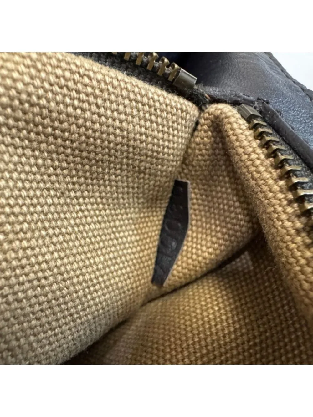 Louis Vuitton Omaha Utah Leather Shoulder Bag Brown